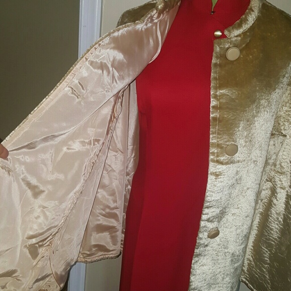 VINTAGE CAPE - Picture 4 of 6
